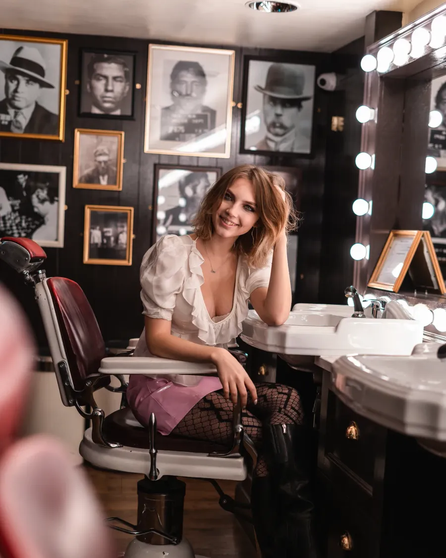 Editorial fashion portrait in a vintage interior by Immortal Photography