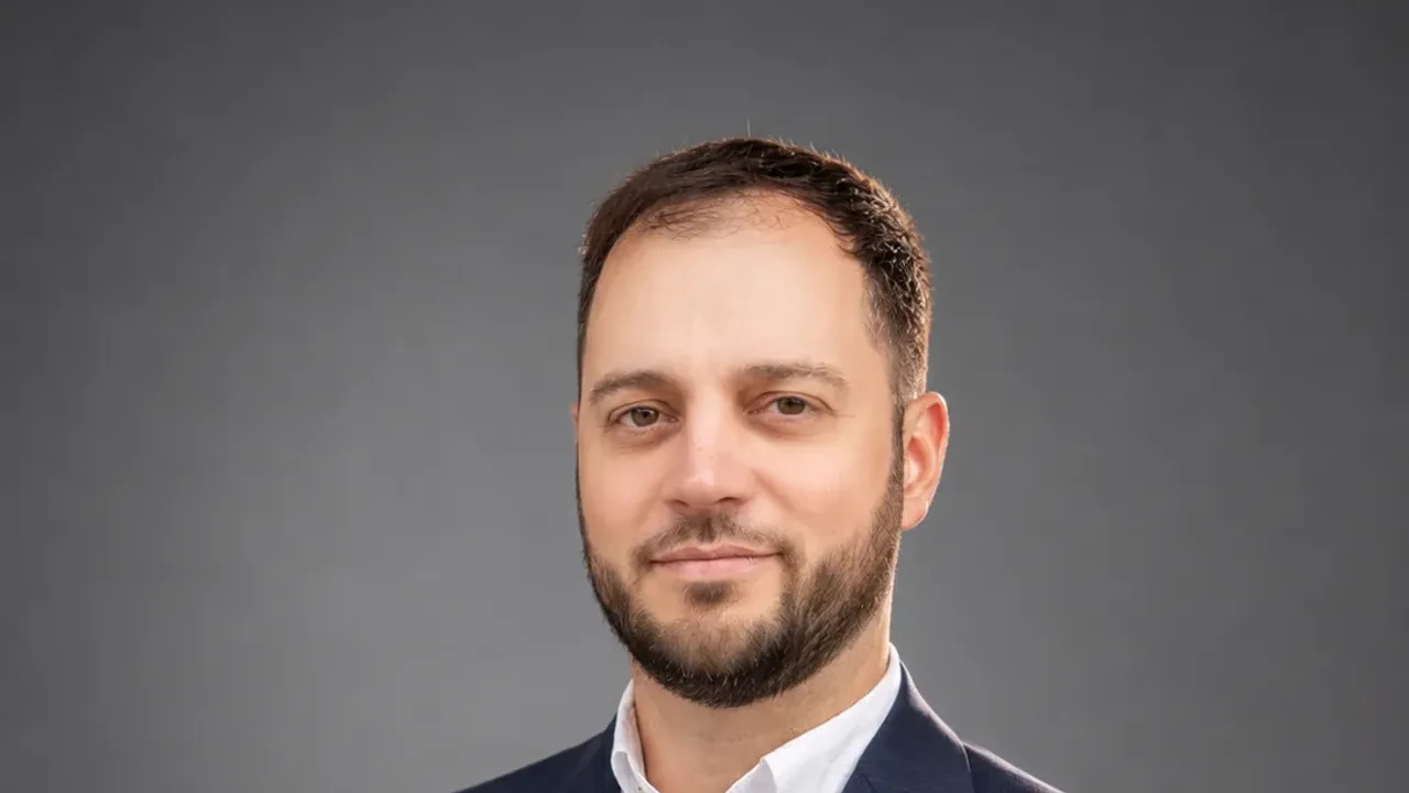 How to nail your corporate headshots